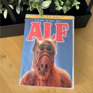 Alf: Season One (4-Disc DVD Boxed Set)